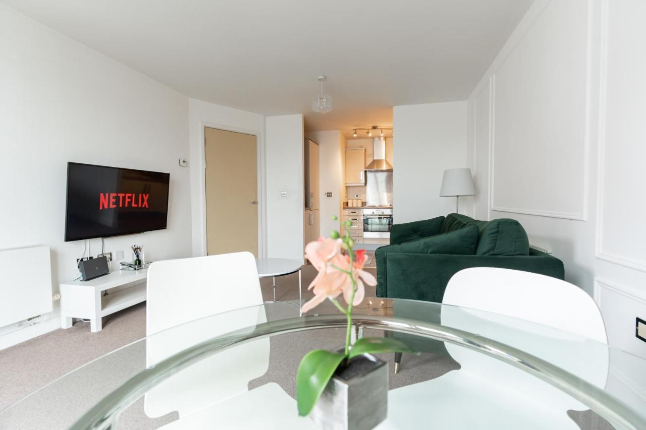 Stylish One Bed Apartment Central Mk- The Hub 米尔顿凯恩斯 外观 照片